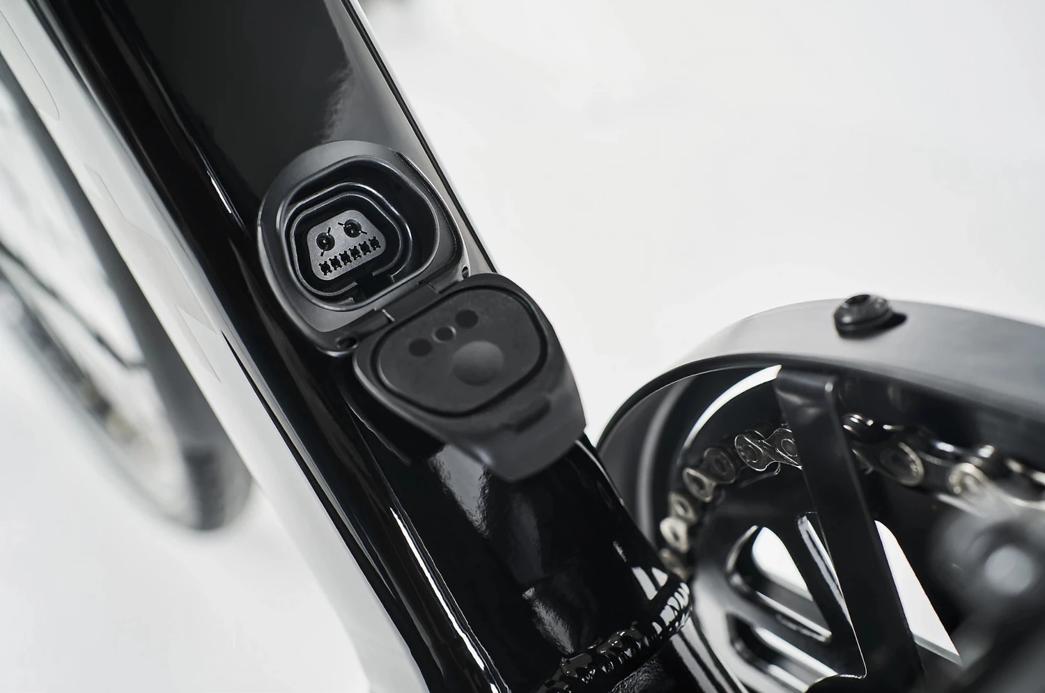 Diamant 365 Men Electric City Bike - 2023 - Deep Black 8 Diamant 365 Men Electric City Bike - 2023 - Deep Black - Afbeelding 6