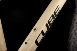 CUBE NATURE Pro - Crossfiets - 2022 - Desert/black A00 -Fietswereld Winkels 545150 d21163 1402144