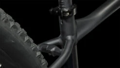 CUBE AIM - Mountainbike - 2023 - Black / Blue -Fietswereld Winkels 601100 d 0121 1396538