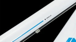 CUBE ACID 200 Disc Allroad - 20" Children's Bike - 2023 - White / Blue 16 CUBE ACID 200 Disc Allroad - 20" Children's Bike - 2023 - White / Blue -Fietswereld Winkels 622250 d 033421 1398304