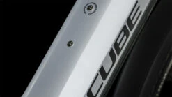 CUBE KATHMANDU HYBRID SLX 750 - Electric Touring Bike - 2023 - Polarsilver / Black 17 CUBE KATHMANDU HYBRID SLX 750 - Electric Touring Bike - 2023 - Polarsilver / Black -Fietswereld Winkels 631303 d 029731 1397063
