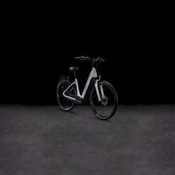 CUBE SUPREME HYBRID ONE 500 - Easy Entry Electric Bike - 2023 - Grey / Grey -Fietswereld Winkels 632051 p 1010631 1401138
