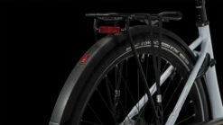 CUBE SUPREME HYBRID EXC 625 - Easy Entry Electric Bike - 2023 - Flashwhite / Black 17 CUBE SUPREME HYBRID EXC 625 - Easy Entry Electric Bike - 2023 - Flashwhite / Black -Fietswereld Winkels 632241 d 1411041 1401129