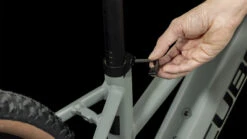 CUBE REACTION HYBRID Performance 500 - Dames E-Mountainbike - 2023 - Swampgrey / Black 18 CUBE REACTION HYBRID Performance 500 - Dames E-Mountainbike - 2023 - Swampgrey / Black -Fietswereld Winkels 633111 d24161 1413914