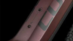 CUBE REACTION HYBRID SLX 750 - Electric Mountain Bike - 2023 - Rubyred / Black 16 CUBE REACTION HYBRID SLX 750 - Electric Mountain Bike - 2023 - Rubyred / Black -Fietswereld Winkels 634323 d 0318611 1400937