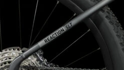 CUBE REACTION HYBRID SLT 750 - 27.5" Easy Entry Electric Mountain Bike - 2023 - Prizmsilver / Grey -Fietswereld Winkels 634403 d 1318811 1400913