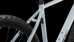 CUBE NATURE Pro - Cross Bike - 2023 - Frostwhite / Grey A00 -Fietswereld Winkels 645150 d 0122401 1397220 1