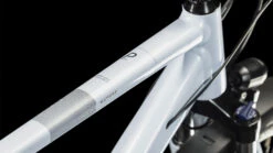 CUBE NATURE Pro Allroad - Cross Bike - 2023 - Frostwhite / Grey A00 -Fietswereld Winkels 646200 d 0023391 1400285