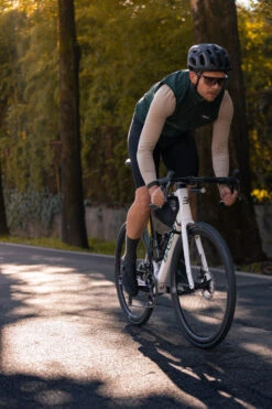 Basso ASTRA - Force ETAP AXS - Carbon Racefiets - 2023 - Pop Green -Fietswereld Winkels astra action 1427387 1