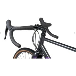 Bombtrack Hook - Cross/Gravel/Roadbike - 2022 - Glossy Metallic Black/purple -Fietswereld Winkels bombtrack hook 02 1397472