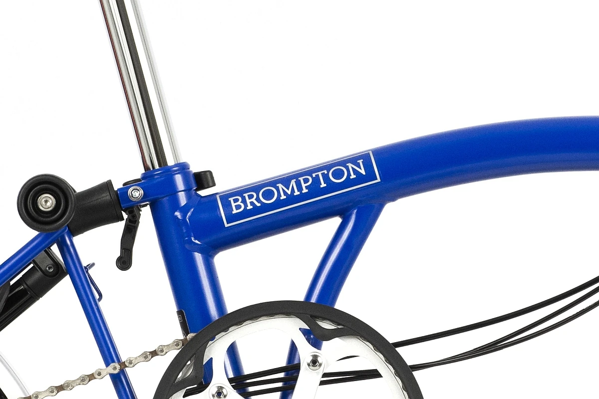 Brompton C Line Utility - 3-Speed - High Bar - Extended Seatpost - Dynamo - 16" Folding Bike - 2022 - Picadilly Blue Matt 8 Brompton C Line Utility - 3-Speed - High Bar - Extended Seatpost - Dynamo - 16" Folding Bike - 2022 - Picadilly Blue Matt - Afbeelding 6