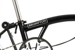 Brompton C Line Utility - 3-Speed - High Bar - Telescopic Seatpost - 16" Folding Bike - 2022 - Black Matt 13 Brompton C Line Utility - 3-Speed - High Bar - Telescopic Seatpost - 16" Folding Bike - 2022 - Black Matt -Fietswereld Winkels c line utility 3 speed high bar extended seatpost black matt 5 1216930 2