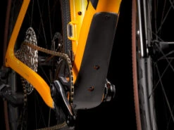 Trek Checkpoint SLR 6 AXS - Carbon Gravel Bike - 2024 - Marigold/Nautical Navy -Fietswereld Winkels checkpointslr6etap 10 1504731