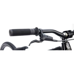 DMR Rhythm Pro 26" Dirt Jump Bike 2022 - Black -Fietswereld Winkels dmr rhythm pro jump dirtbike black handlebar 1152295