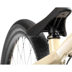 DMR Rhythm Team 26" Dirt Jump Bike 2022 - Sand -Fietswereld Winkels dmr rhythm team jump dirtbike sand saddle 1152765