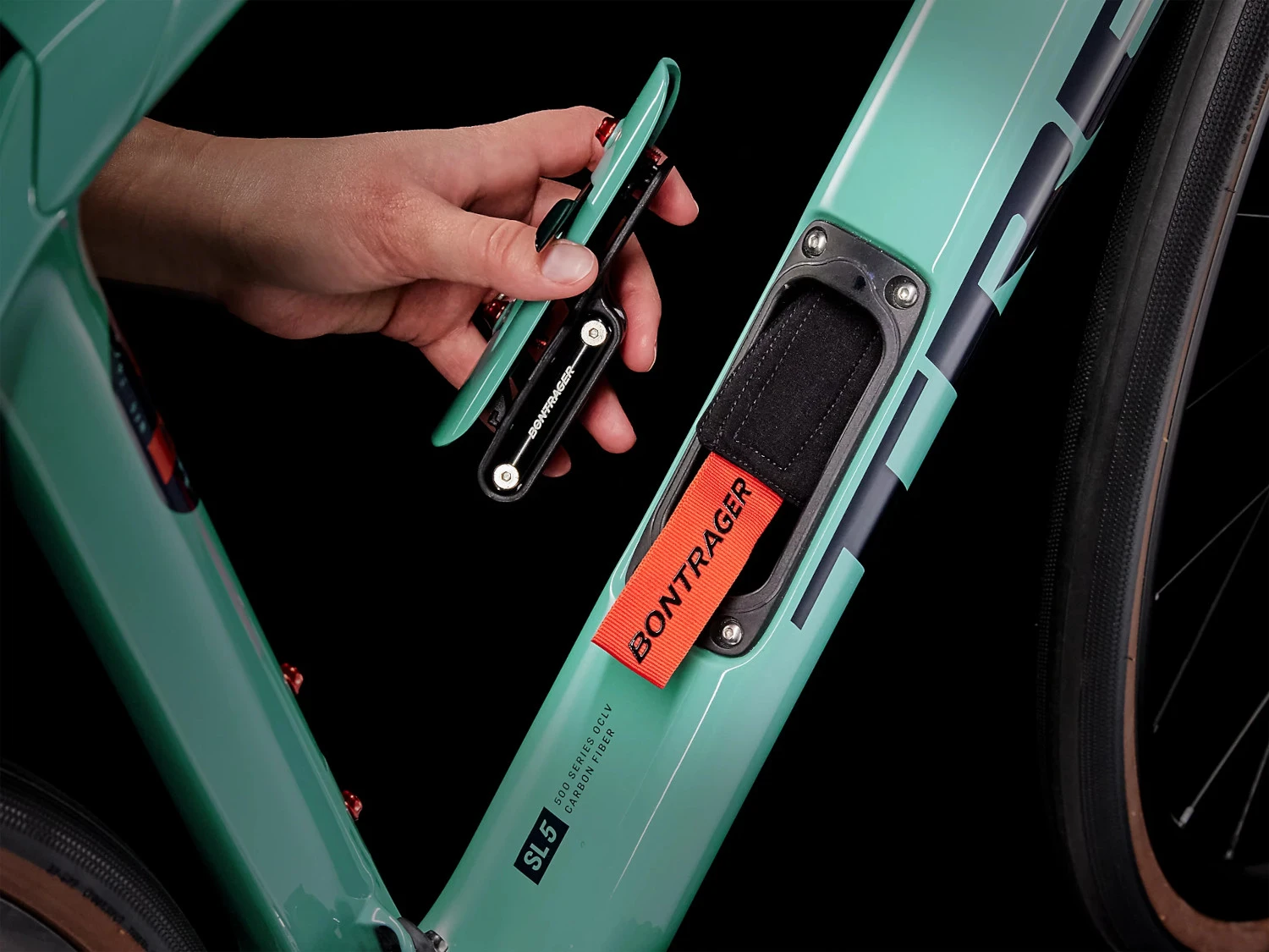 Trek Domane SL 5 Gen 4 105 Carbon Roadbike - 2023 - Blue Sage 6 Trek Domane SL 5 Gen 4 105 Carbon Roadbike - 2023 - Blue Sage - Afbeelding 4