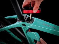 Trek Domane SL 5 Gen 4 105 Carbon Roadbike - 2023 - Blue Sage 21 Trek Domane SL 5 Gen 4 105 Carbon Roadbike - 2023 - Blue Sage -Fietswereld Winkels domanesl5 alt7 1327189