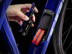 Trek DOMANE SL 6 Gen 4 105 Di2 Carbon Road Bike - 2023 - Hex Blue 21 Trek DOMANE SL 6 Gen 4 105 Di2 Carbon Road Bike - 2023 - Hex Blue -Fietswereld Winkels domanesl6 alt3 1332745