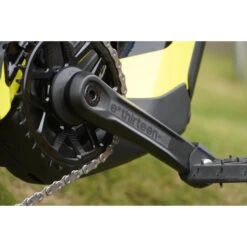 E-thirteen E*thirteen Helix Core E*spec Crankarmen - Bosch / Brose / TQ | 24mm ISIS - Zwart 11 E-thirteen E*thirteen Helix Core E*spec Crankarmen - Bosch / Brose / TQ | 24mm ISIS - Zwart -Fietswereld Winkels e thirteen helix core e spec crankarms for bosch gen 4 black mounted 1552191