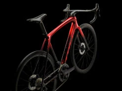 Trek ÉMONDA SLR 7 DISC Ultegra Di2 Roadbike - 2023 - Metallic Red Smoke To Red Carbon Smoke -Fietswereld Winkels emondaslr7 alt1 1324650