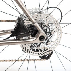 Falkenjagd ARISTOS R Gravel GET FAST - Titanium Bike - 2023 -Fietswereld Winkels falkenjagd aristos r gravel get fast 12 1340566