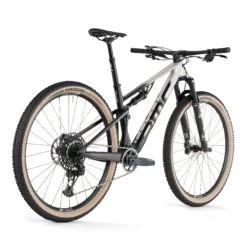 BMC FOURSTROKE TWO - 29" Carbon Mountainbike - 2024 - Arctic Silver / Black 14 BMC FOURSTROKE TWO - 29" Carbon Mountainbike - 2024 - Arctic Silver / Black -Fietswereld Winkels fourstroke two arctic silver black 3 1569302