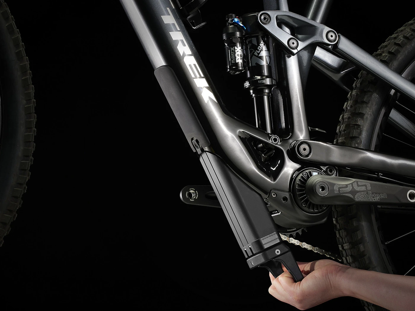 Trek FUEL EXe 9.7 SLX/XT Electric Mountain Bike - 2023 - Matte Galactic Grey To Black Fade 9 Trek FUEL EXe 9.7 SLX/XT Electric Mountain Bike - 2023 - Matte Galactic Grey To Black Fade - Afbeelding 7