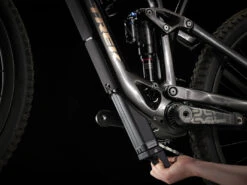 Trek FUEL EXe 9.8 XT Electric Mountain Bike - 2023 - Deep Smoke -Fietswereld Winkels fuelexe98xt alt8 1339745