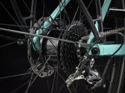 Trek FX+ 2 Stagger Electric City Bike - 2023 - Blue Sage 21 Trek FX+ 2 Stagger Electric City Bike - 2023 - Blue Sage -Fietswereld Winkels fxplus2stagger alt2 1328700