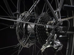 Trek FX+ 2 Stagger Electric City Bike - 2023 - Satin Trek Black -Fietswereld Winkels fxplus2stagger alt2 1328712