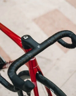 Basso DIAMANTE DISC - Ultegra 8150 Di2 - Carbon Road Bike - 2023 - Candy Red 20 Basso DIAMANTE DISC - Ultegra 8150 Di2 - Carbon Road Bike - 2023 - Candy Red -Fietswereld Winkels img 3353 1368400