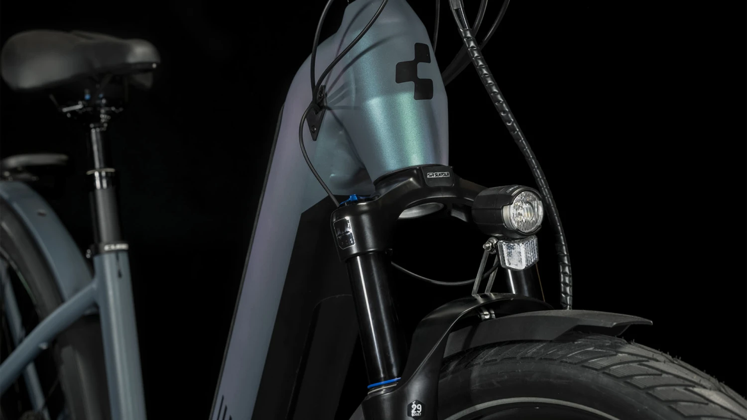 CUBE KATHMANDU HYBRID ABS 750 - Easy Entry Trekking E-Bike - 2023 - Smaragdgrey / Blue 9 CUBE KATHMANDU HYBRID ABS 750 - Easy Entry Trekking E-Bike - 2023 - Smaragdgrey / Blue - Afbeelding 7