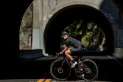 Liv LANGMA ADVANCED SL - Dura Ace Di2 Womens Road Bike - 2022 - Artic Light / Chrome -Fietswereld Winkels langma advanced sl da 6 1115259