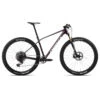 Orbea ALMA M PRO Mountain Bike - 2023 - Wine Red Carbon (gloss/matt) 2 Orbea ALMA M PRO Mountain Bike - 2023 - Wine Red Carbon (gloss/matt) -Fietswereld Winkels n227ttcc lz side orbea alma m pro red 1476277