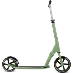 Puky SPEEDUS ONE Kids Scooter - Apple Green 11 Puky SPEEDUS ONE Kids Scooter - Apple Green -Fietswereld Winkels puky speedus one scooter apple green side right 1309371