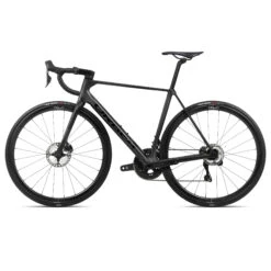 Orbea ORCA M20iTEAM Ultegra Di2 Racefiets - 2024 - Vulcano - Black (matt/gloss) -Fietswereld Winkels r114ttcc orbea orca m20iteam black 02 1569938