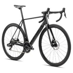 Orbea ORCA M20iTEAM Ultegra Di2 Racefiets - 2024 - Vulcano - Black (matt/gloss) -Fietswereld Winkels r114ttcc orbea orca m20iteam black 03 1569937