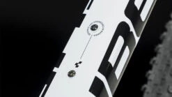 CUBE REACTION C:62 Pro - 29" Carbon Mountainbike - 2023 - White / Blue / Red -Fietswereld Winkels reaction c62 pro white blue red 4 1408739