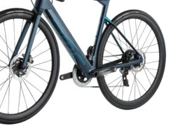 BMC ROADMACHINE AMP ONE - Electric Road Bike - 2023 - Deep Sea & Turquoise -Fietswereld Winkels roadmachine amp one pet tur blk detail 01 1410337