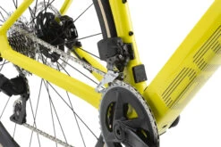 BMC ROADMACHINE AMP TWO - Electric Road Bike - 2023 - Lime Yellow & Midnight Blue 15 BMC ROADMACHINE AMP TWO - Electric Road Bike - 2023 - Lime Yellow & Midnight Blue -Fietswereld Winkels roadmachine amp two yel blu wht detail 03 1410845