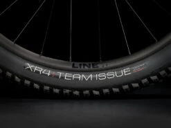 Trek Roscoe 7 Mountain Bike - 2023 - Matte Trek Black -Fietswereld Winkels roscoe 7 black 4 1225353