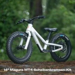 Shotgun Dirt Hero Magura - 14" Kinder Loopfiets - Wit -Fietswereld Winkels shotgun kids ride dirt hero magura 14 childrens running bike white 1 1474324