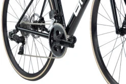 BMC TEAMMACHINE ALR ONE - Rival AXS Racefiets - 2023 - Black / White 23 BMC TEAMMACHINE ALR ONE - Rival AXS Racefiets - 2023 - Black / White -Fietswereld Winkels teammachine alr one detail 08 1411528