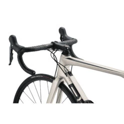 BMC TEAMMACHINE SLR FIVE - Carbon Roadbike - 2023 - Arctic Silver / Black -Fietswereld Winkels teammachine slr five detail 07 1411538 1493738