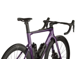 BMC TIMEMACHINE ROAD 01 ONE - Carbon Roadbike - 2023 - Carbon / White -Fietswereld Winkels timemachine road 01 one prp blk cbn detail 10 1412207